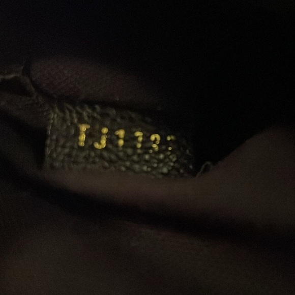 Beautiful Authentic  Louis Vuitton Empriente Vosges handbag! - Picture 5 of 5